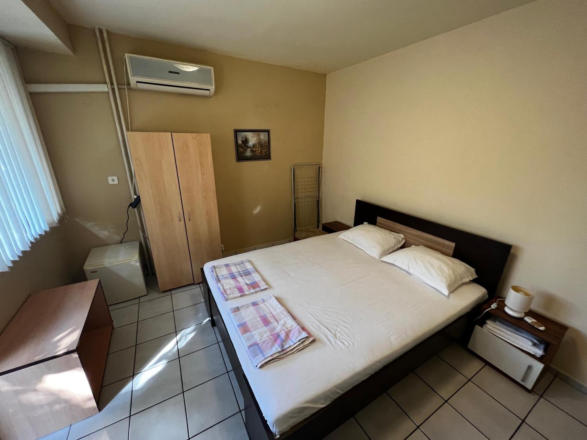 Dvete Brezi Hotel Burgas Exterior foto